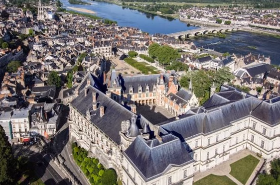 Léon XIV en France : Guide pratique pour soutenir le voyage du pape par un don